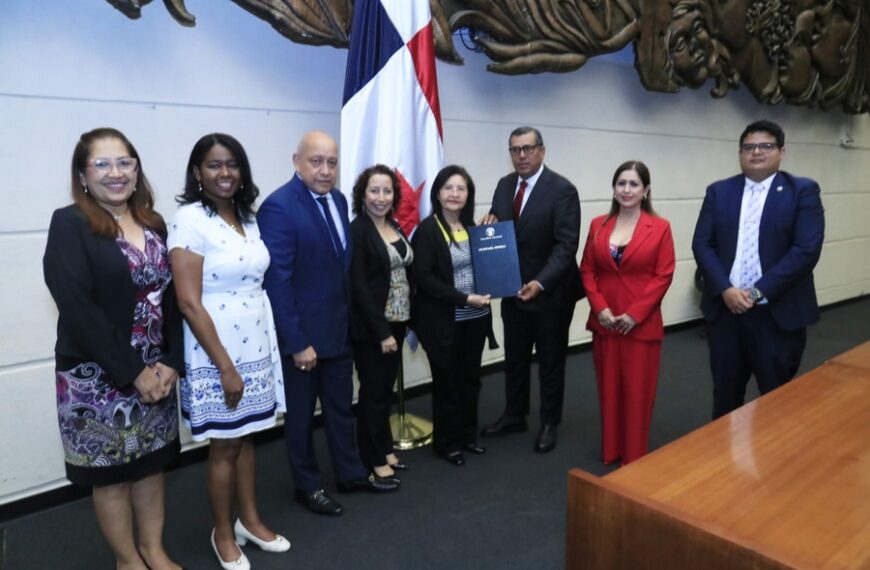Panamá da un paso histórico hacia una salud preventiva con la regulación de las grasas trans industriales