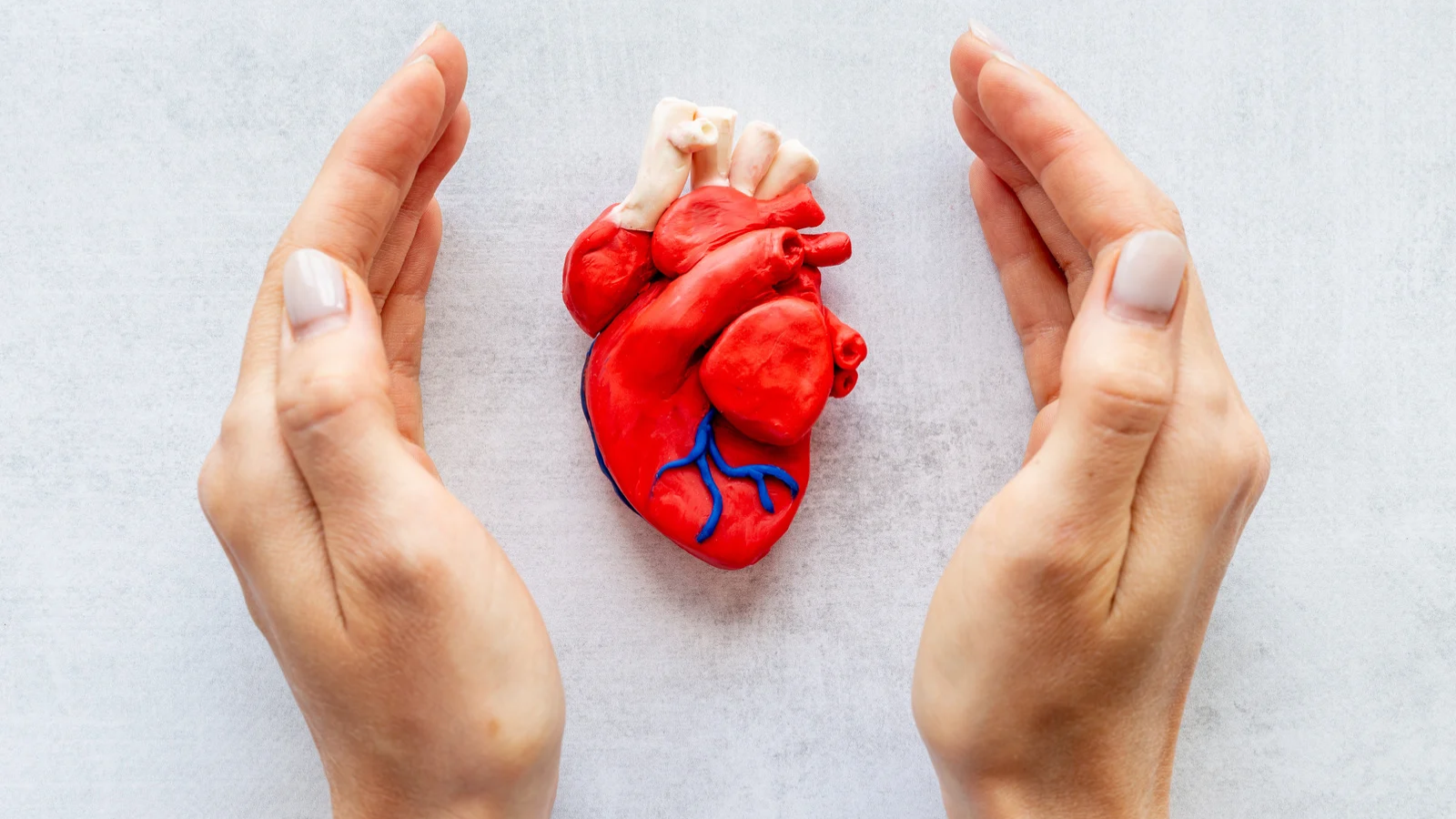 Salud del corazón y políticas públicas: por qué la prevención exige regular a la industria alimentaria