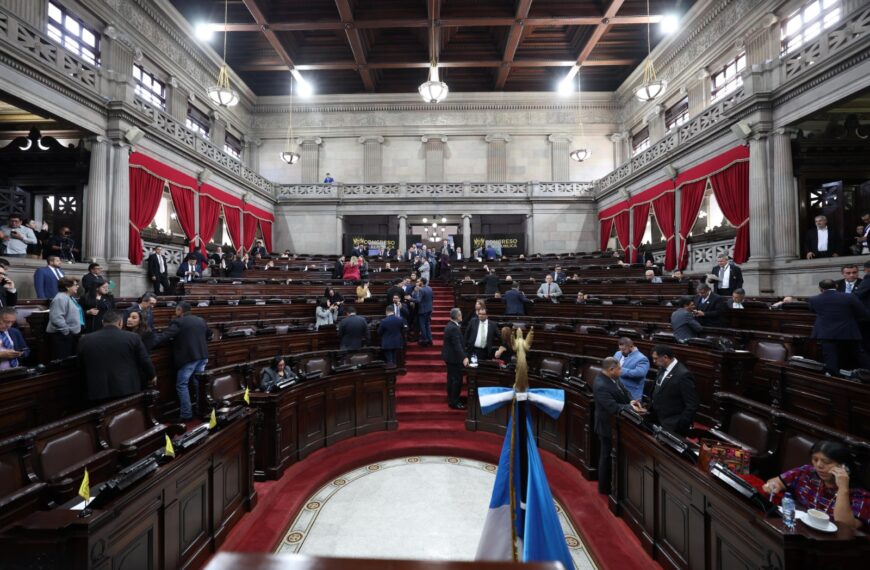 Frenan proyecto de Ley de Alimentación Saludable en Guatemala tras presiones externas